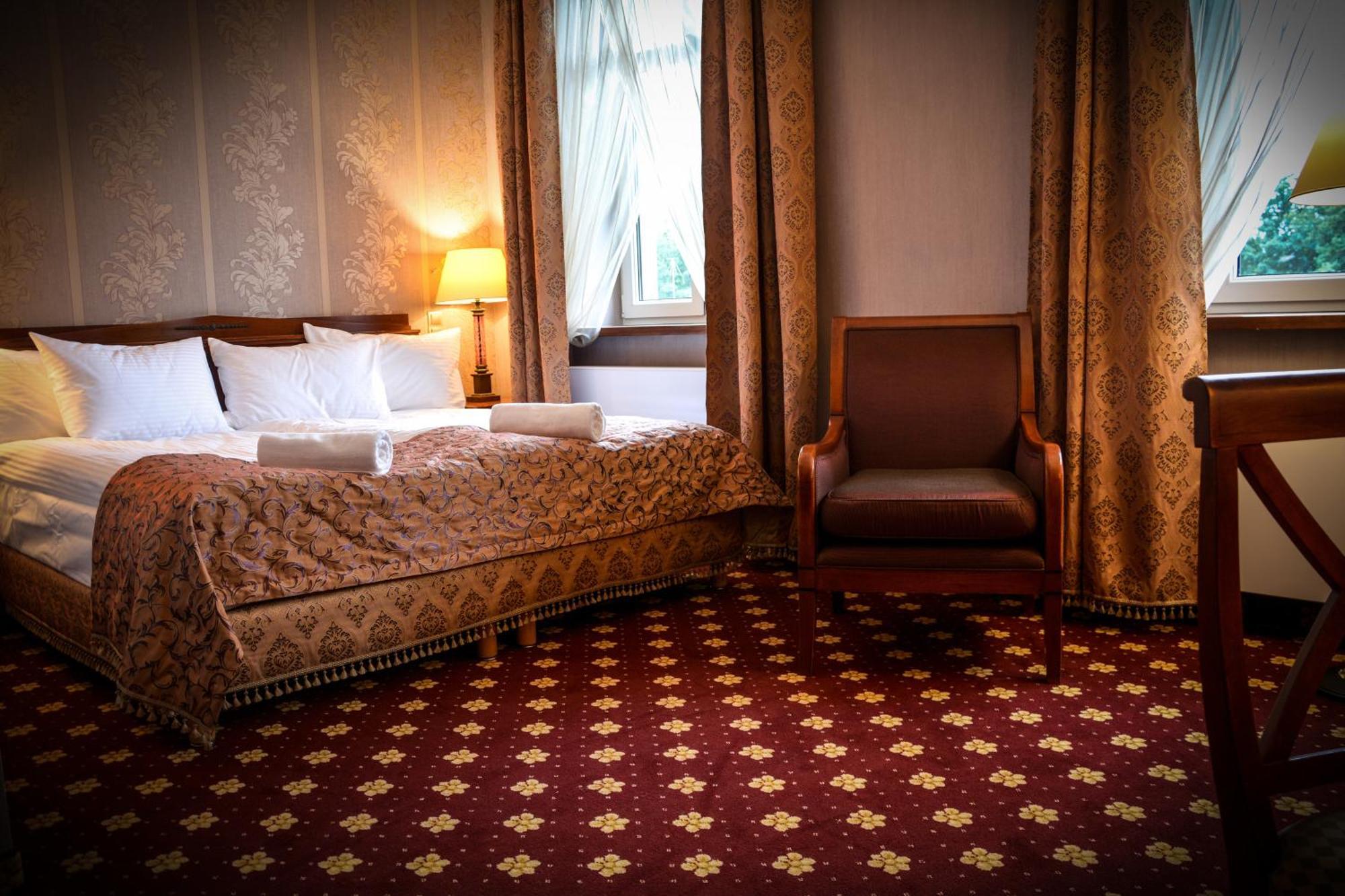 Komoda Club Residence Kalisz  Room photo