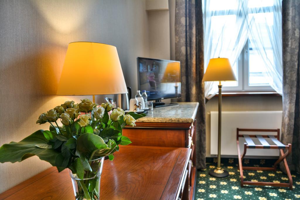 Komoda Club Residence Kalisz  Room photo